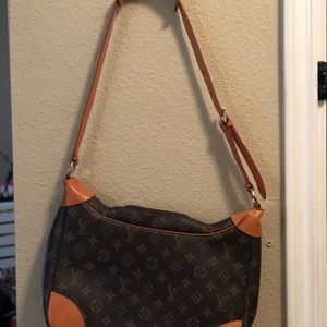 Louis Vuitton boulogne monogram shoulder bag